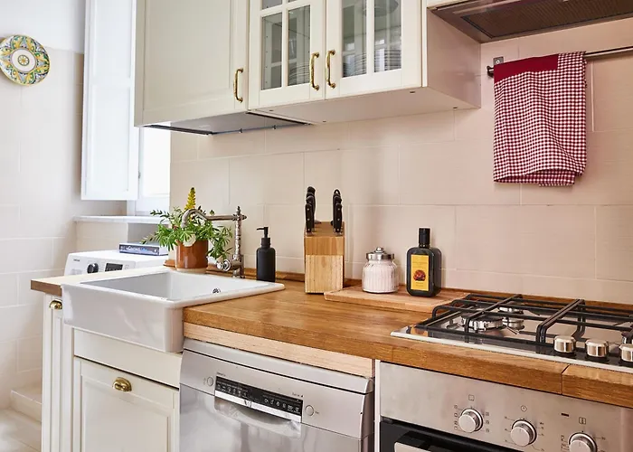 Trasteverehome - Elegant Near Navona Square *